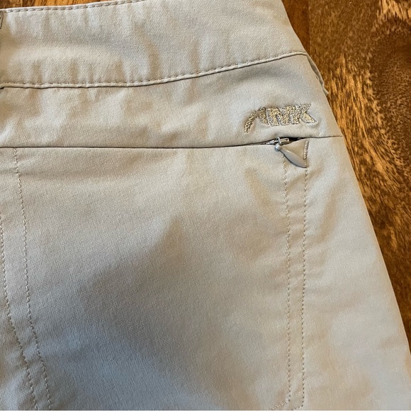 Mountain Khakis Classic Fit Women's Cruiser II Shorts - Picture 7 of 7